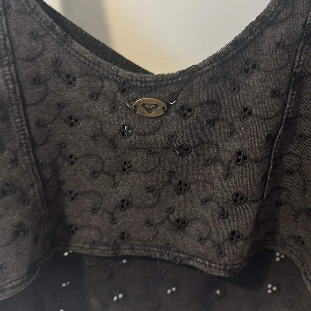 Roxy Crop Top - Picture 4 of 5